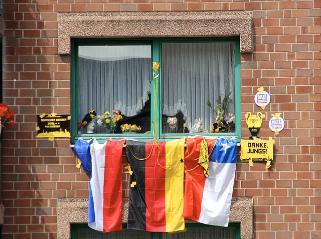 与他个人的 与他个人的